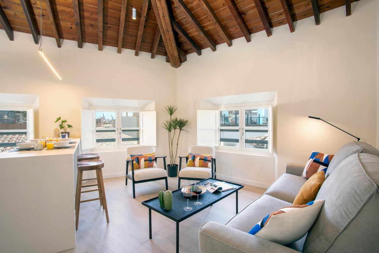Apartamentos Thyssen Cisneros By Rent Me Málaga Kültér fotó